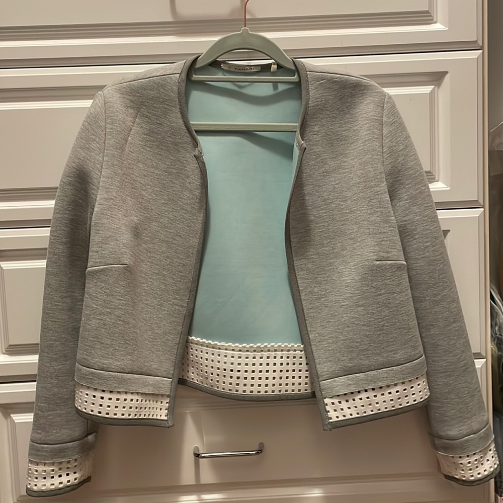 Tahari ladies jacket